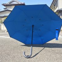 表は黒、裏は青で、星柄仕様。お洒落もかねそなえています。