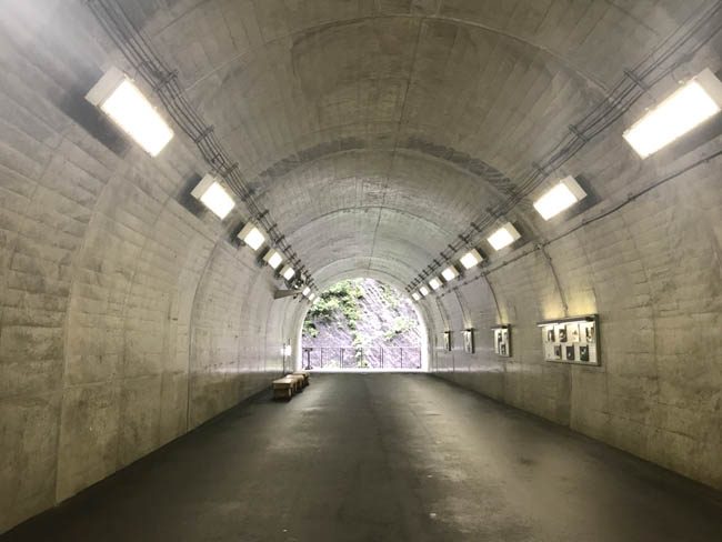 清津峡を見るためのトンネル